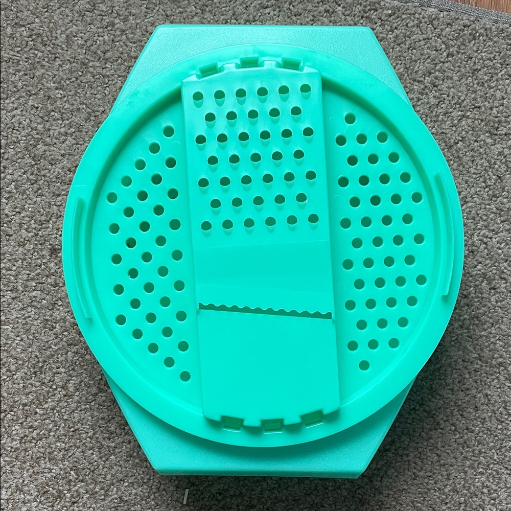 Tupperware Vintage Jadeite Green Cheese Grater